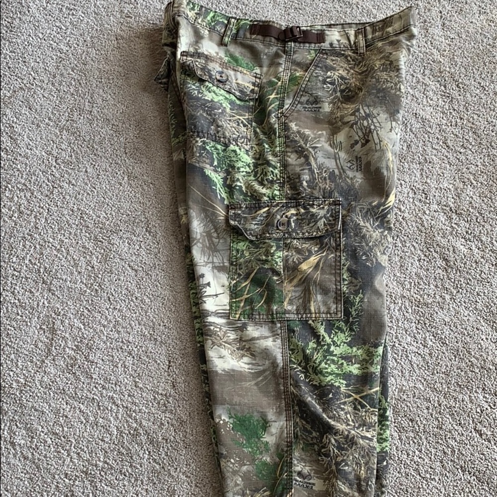 Rustic Ridge Capris - image 3